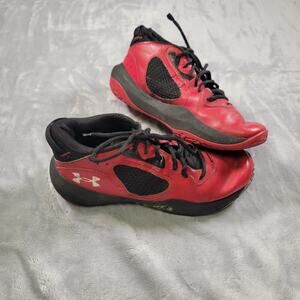 Under Armour Lockdown 6 Basketball Shoes Red/Black Low Top Men’s 9